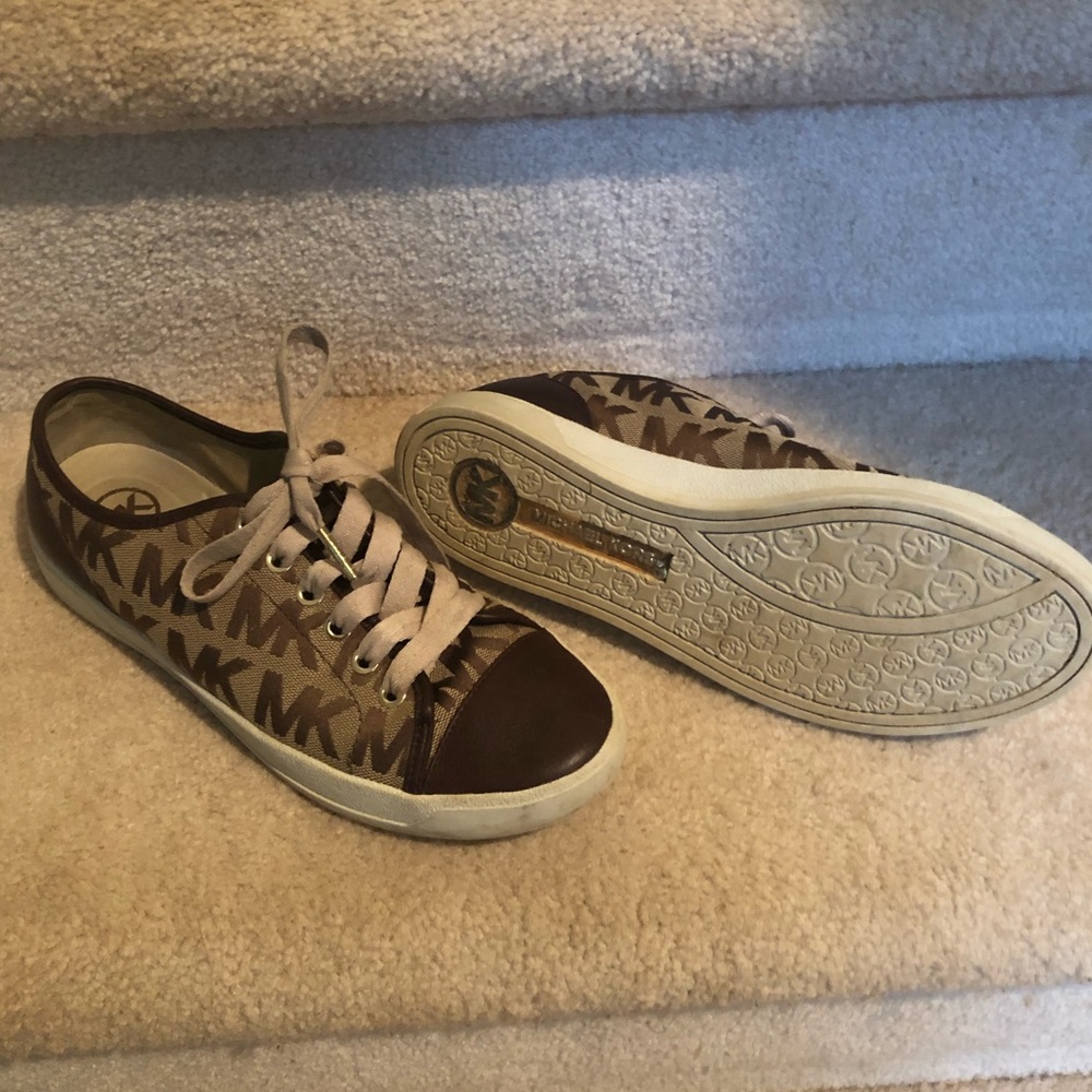 Michael Kors Logo Sneakers Brown Tan - Picture 4 of 7